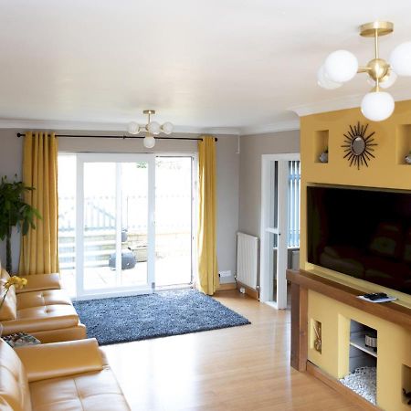 Pass The Keys Amazing 4 Bedroom Property- Hot Tub & Sea Views Scarborough Exteriér fotografie