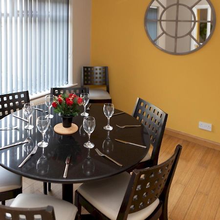 Pass The Keys Amazing 4 Bedroom Property- Hot Tub & Sea Views Scarborough Exteriér fotografie