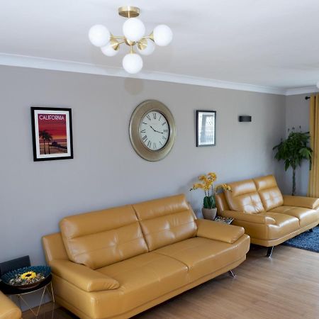 Pass The Keys Amazing 4 Bedroom Property- Hot Tub & Sea Views Scarborough Exteriér fotografie