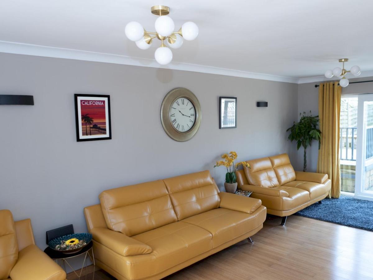 Pass The Keys Amazing 4 Bedroom Property- Hot Tub & Sea Views Scarborough Exteriér fotografie