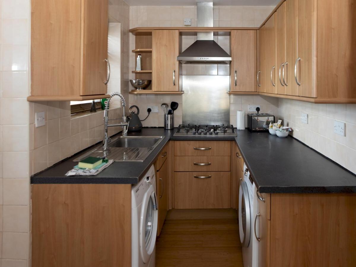 Pass The Keys Amazing 4 Bedroom Property- Hot Tub & Sea Views Scarborough Exteriér fotografie