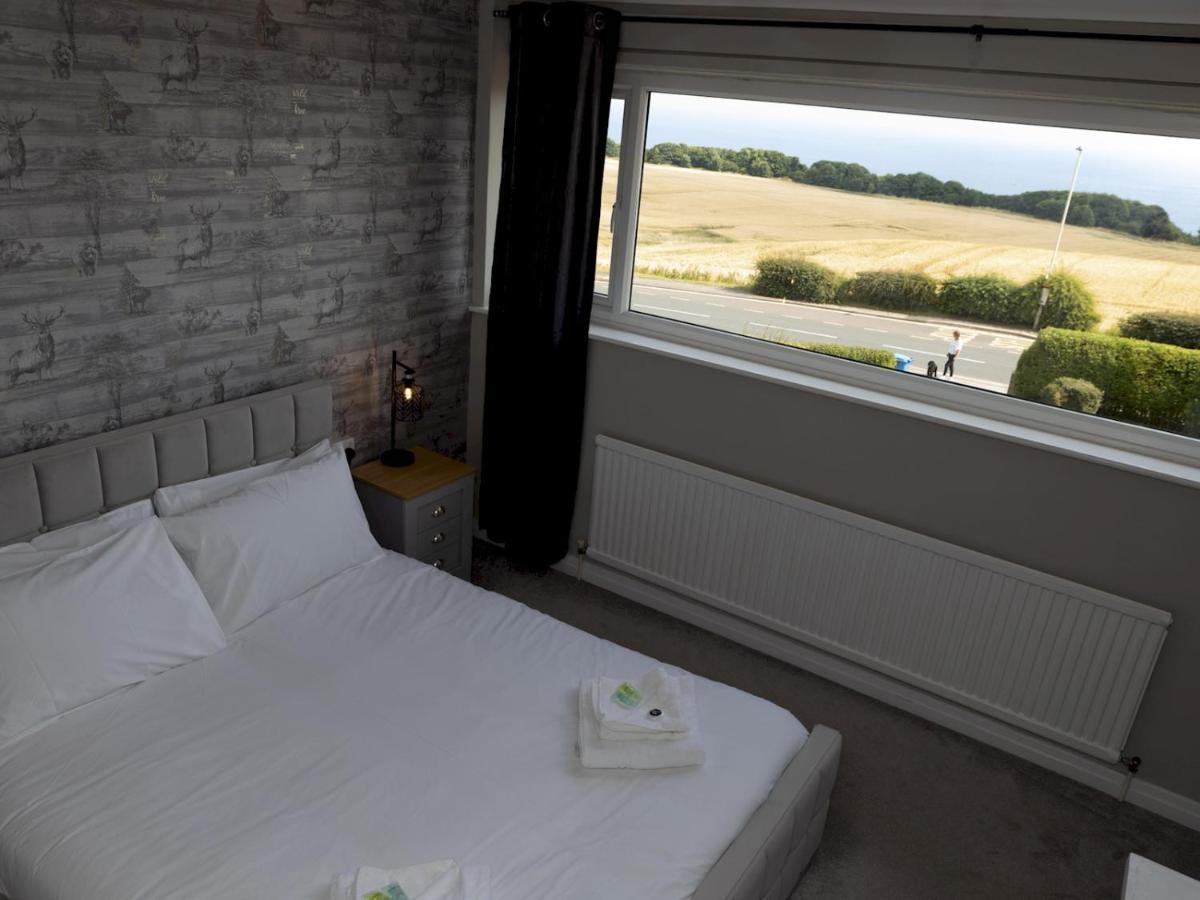 Pass The Keys Amazing 4 Bedroom Property- Hot Tub & Sea Views Scarborough Exteriér fotografie