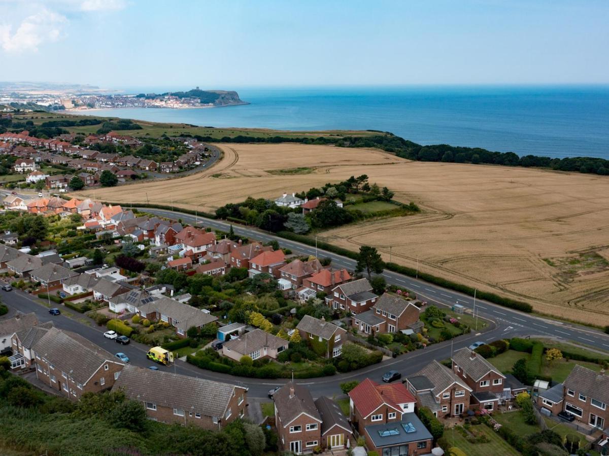 Pass The Keys Amazing 4 Bedroom Property- Hot Tub & Sea Views Scarborough Exteriér fotografie